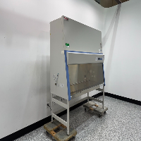 Thermo 1300 Series A2 6' Biosafety Cabinet image 0